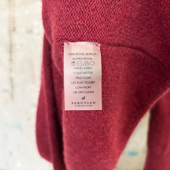 Peruvian Connection Brimfield Henley - Picture 5 of 5